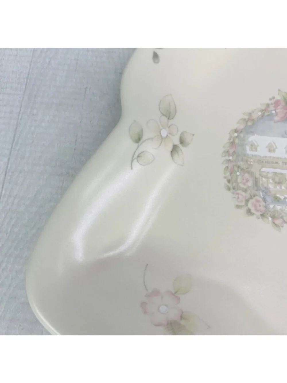 1980's Pfaltzgraff TEA ROSE Pink Roses Blue Flowers Stoneware Tree Shape Dish